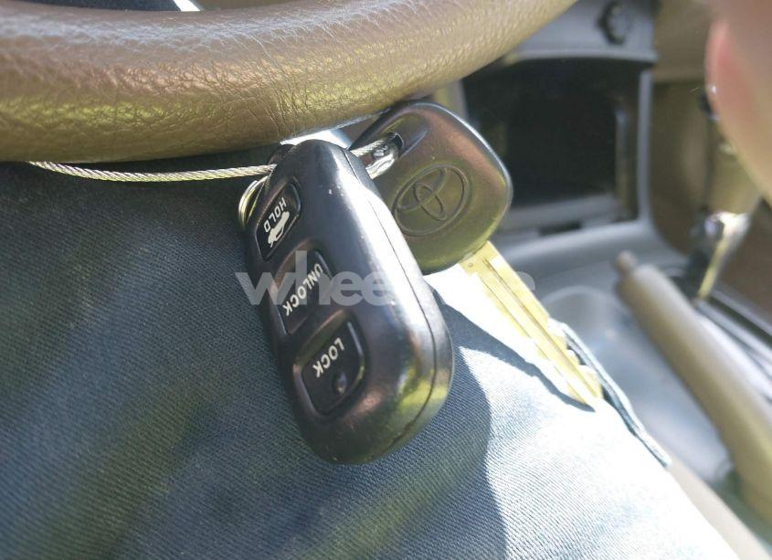Photo 11 of 2005 Toyota Camry LE V6 (VIN 4T1BF32K05U096621)