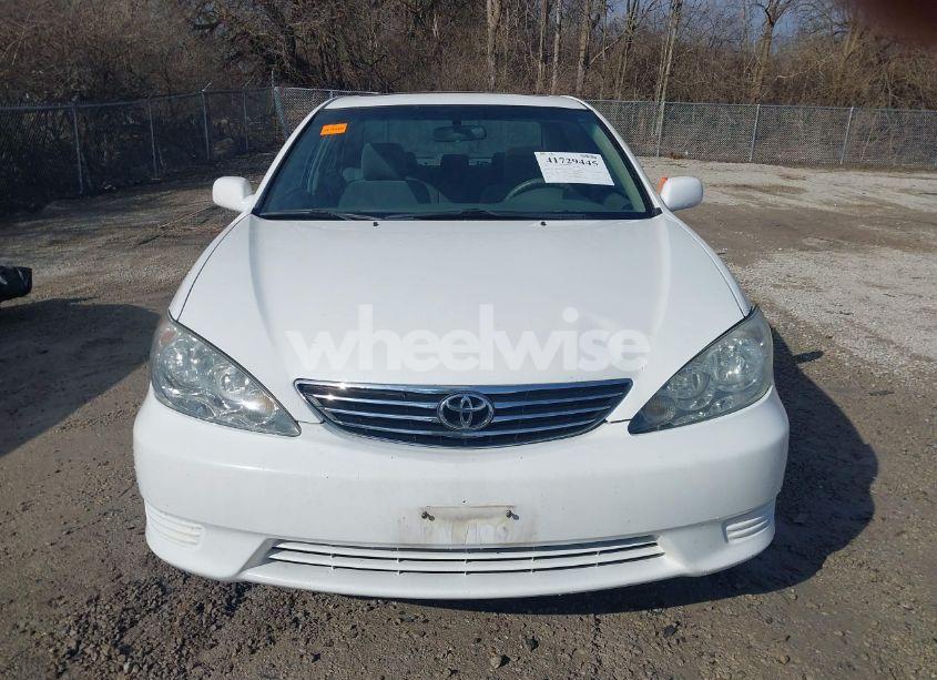 Photo 12 of 2005 Toyota Camry LE V6 (VIN 4T1BF32K05U096621)