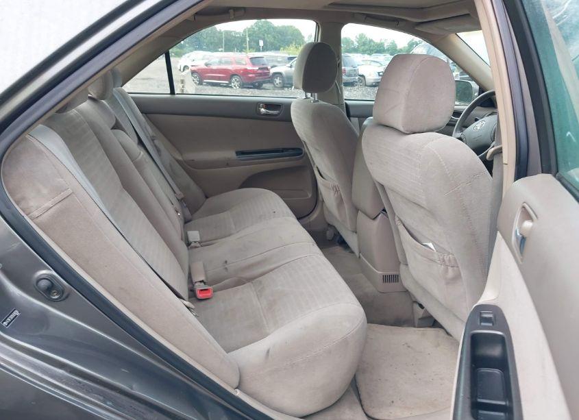 Photo 8 of 2005 Toyota Camry LE V6 (VIN 4T1BF32K05U590509)