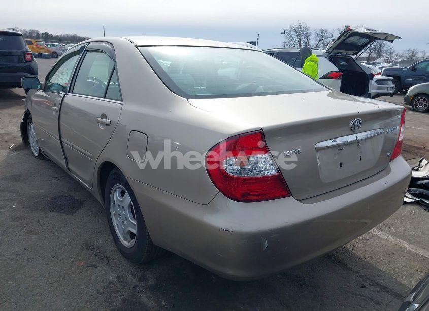Photo 3 of 2002 Toyota Camry LE V6 (VIN 4T1BF32K12U520528)