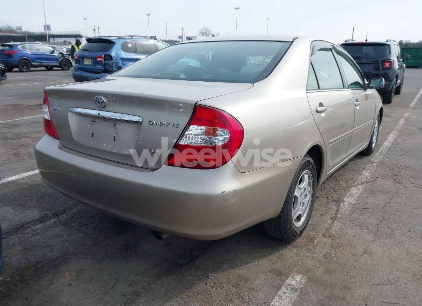 Photo 4 of 2002 Toyota Camry LE V6 (VIN 4T1BF32K12U520528)