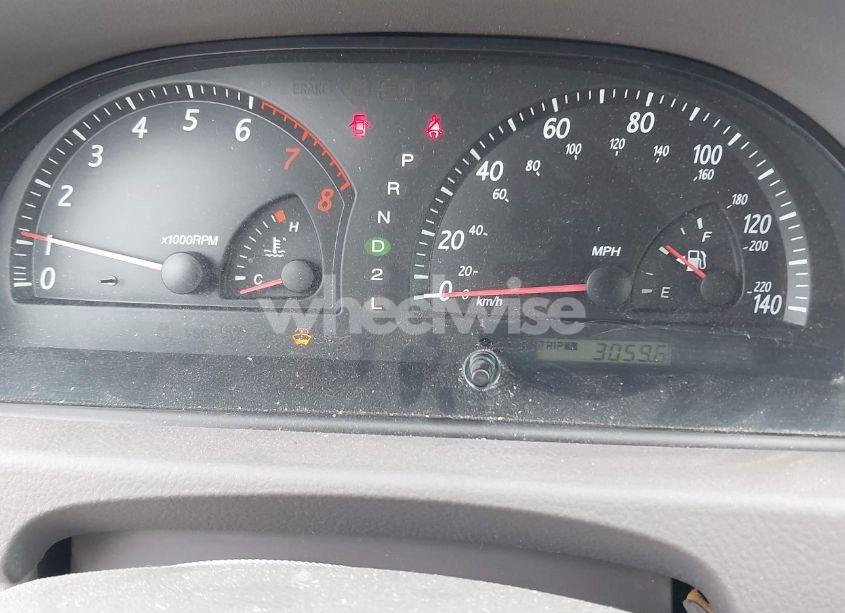 Photo 7 of 2002 Toyota Camry XLE V6 (VIN 4T1BF32K12U522103)