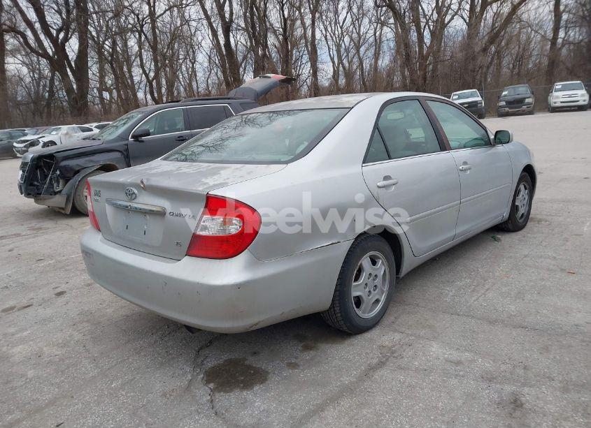 Photo 4 of 2002 Toyota Camry LE V6 (VIN 4T1BF32K12U538818)