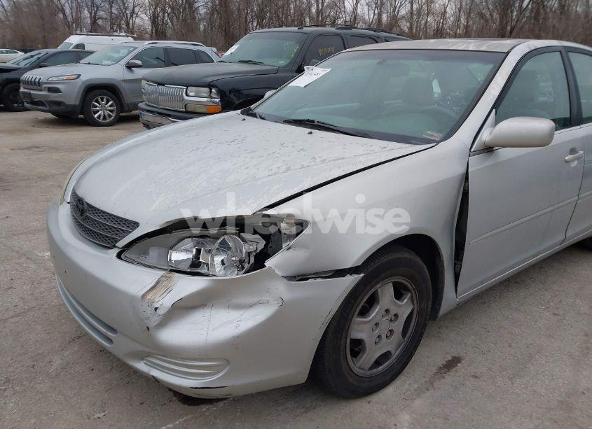 Photo 6 of 2002 Toyota Camry LE V6 (VIN 4T1BF32K12U538818)