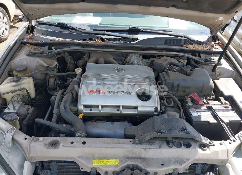 Photo 10 of 2003 Toyota Camry LE V6 (VIN 4T1BF32K13U050759)