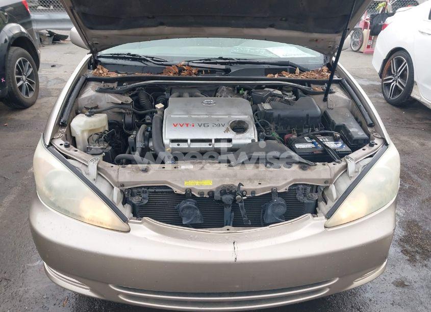 Photo 10 of 2004 Toyota Camry LE V6 (VIN 4T1BF32K14U066784)