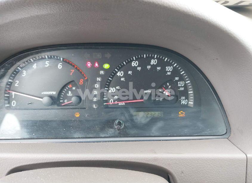 Photo 7 of 2004 Toyota Camry LE V6 (VIN 4T1BF32K14U066784)