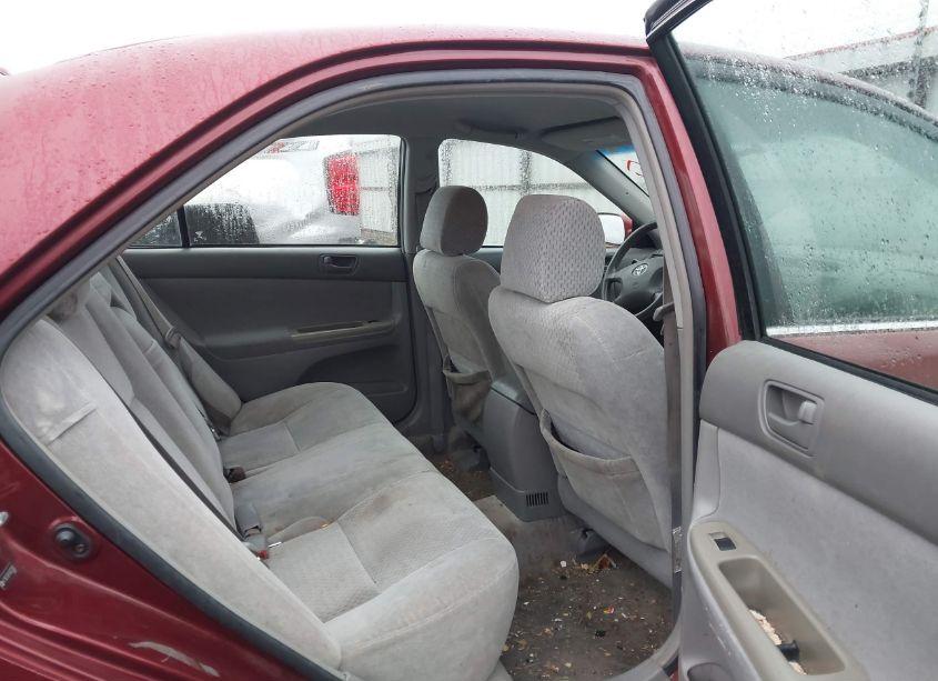 Photo 8 of 2004 Toyota Camry LE V6 (VIN 4T1BF32K14U072083)