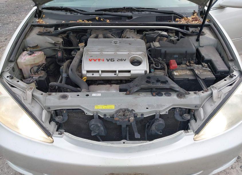 Photo 10 of 2004 Toyota Camry LE V6 (VIN 4T1BF32K14U586595)
