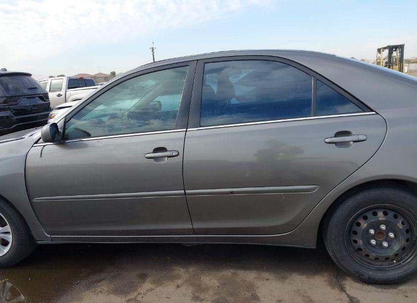 Photo 14 of 2005 Toyota Camry LE V6 (VIN 4T1BF32K15U602733)