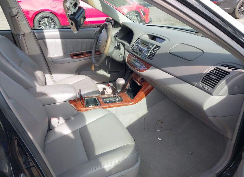 Photo 5 of 2005 Toyota Camry XLE V6 (VIN 4T1BF32K15U619161)