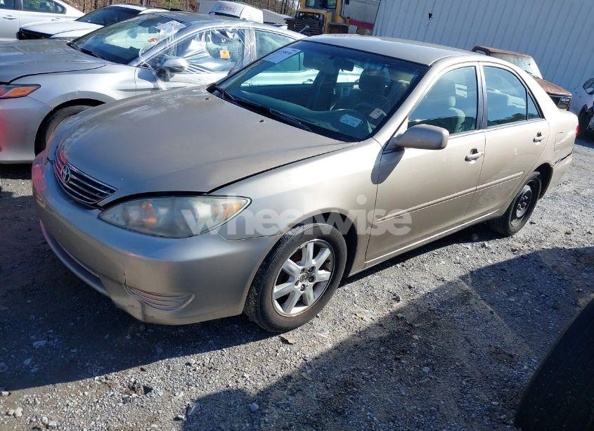 Photo 2 of 2006 Toyota Camry LE V6 (VIN 4T1BF32K16U118594)