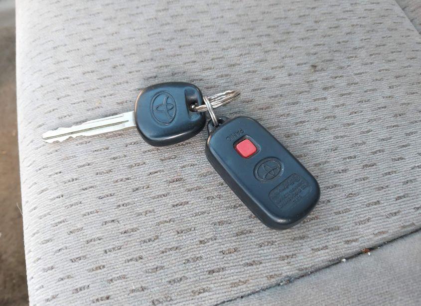 Photo 11 of 2002 Toyota Camry LE V6 (VIN 4T1BF32K22U027456)