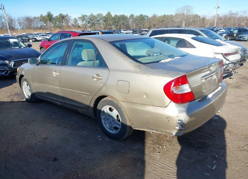 Photo 3 of 2002 Toyota Camry LE V6 (VIN 4T1BF32K22U027456)