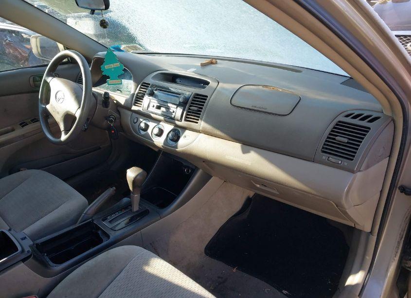 Photo 5 of 2002 Toyota Camry LE V6 (VIN 4T1BF32K22U027456)