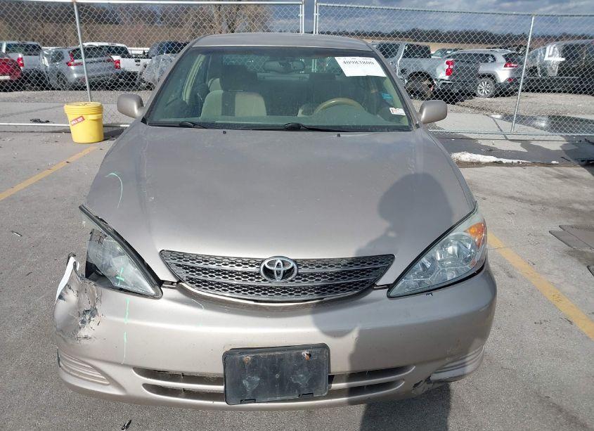 Photo 12 of 2002 Toyota Camry LE V6 (VIN 4T1BF32K22U541078)