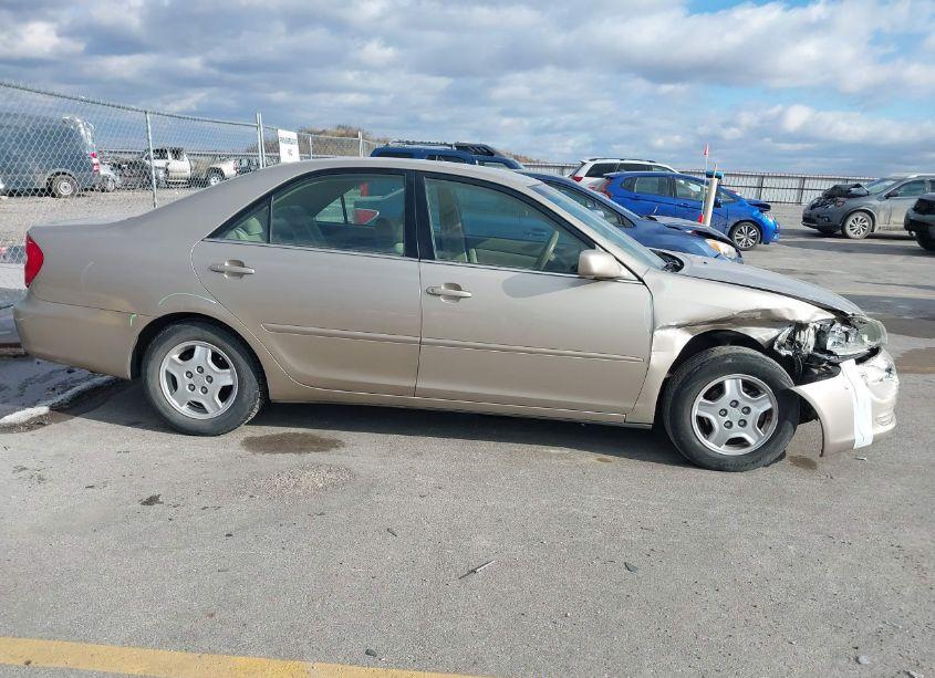 Photo 13 of 2002 Toyota Camry LE V6 (VIN 4T1BF32K22U541078)