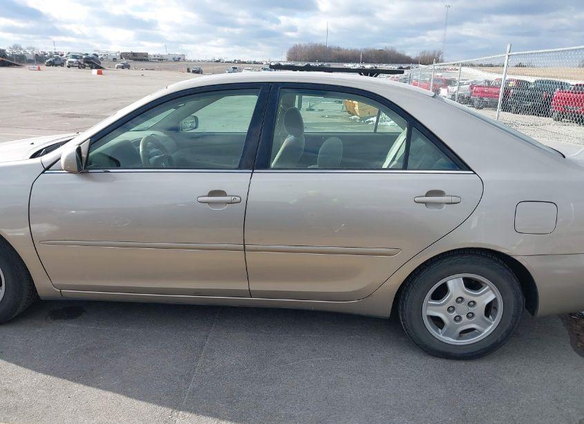 Photo 14 of 2002 Toyota Camry LE V6 (VIN 4T1BF32K22U541078)