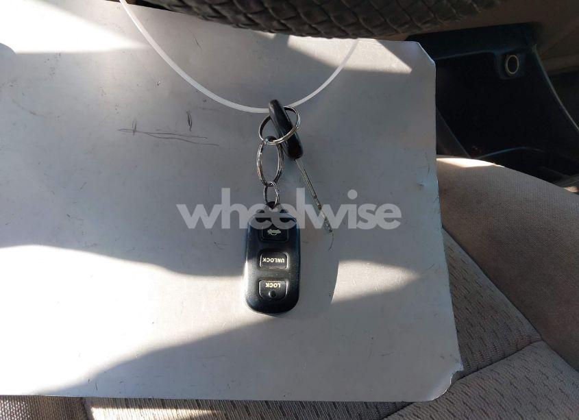 Photo 11 of 2003 Toyota Camry LE V6 (VIN 4T1BF32K23U039835)