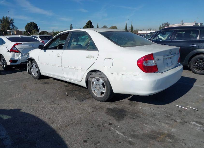 Photo 3 of 2003 Toyota Camry LE V6 (VIN 4T1BF32K23U039835)