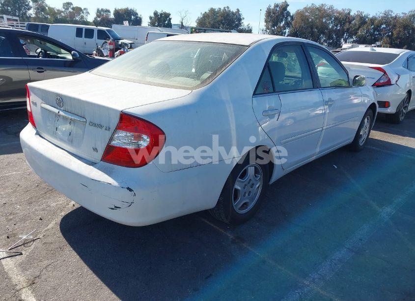 Photo 4 of 2003 Toyota Camry LE V6 (VIN 4T1BF32K23U039835)