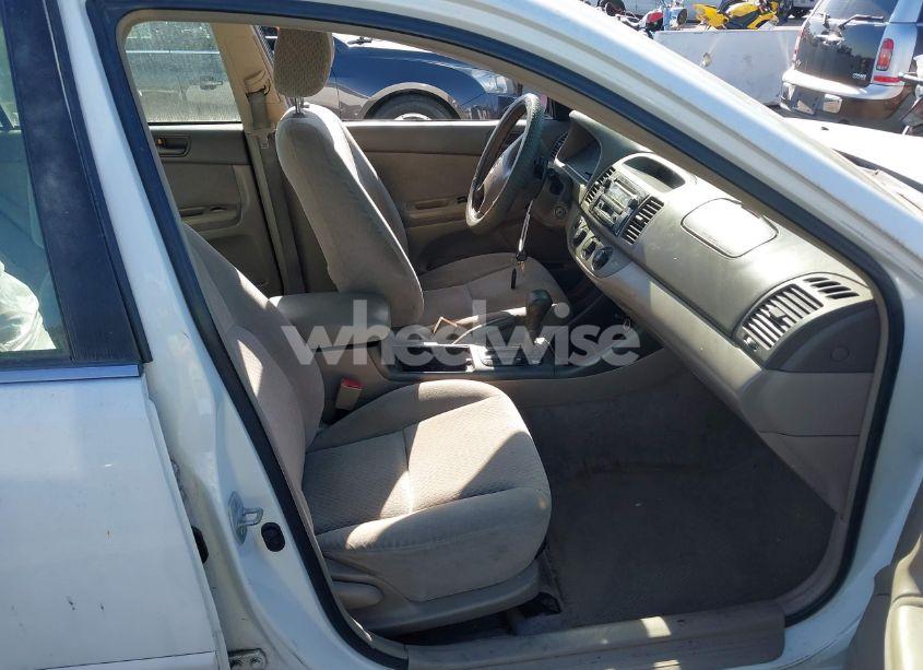 Photo 5 of 2003 Toyota Camry LE V6 (VIN 4T1BF32K23U039835)