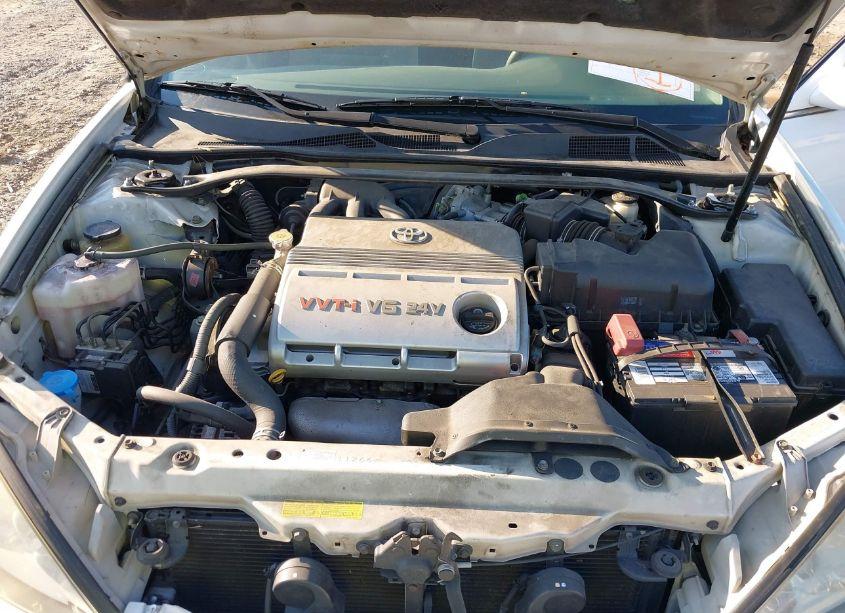 Photo 10 of 2004 Toyota Camry LE V6 (VIN 4T1BF32K24U067507)