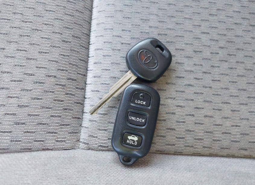 Photo 11 of 2004 Toyota Camry LE V6 (VIN 4T1BF32K24U067507)