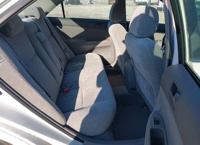 Photo 8 of 2004 Toyota Camry LE V6 (VIN 4T1BF32K24U067507)