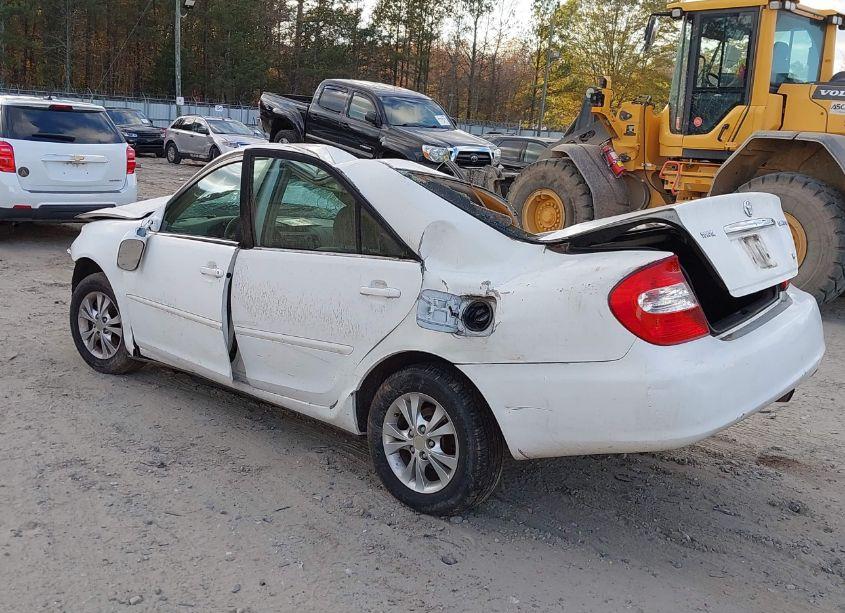 Photo 3 of 2004 Toyota Camry LE V6 (VIN 4T1BF32K24U076028)