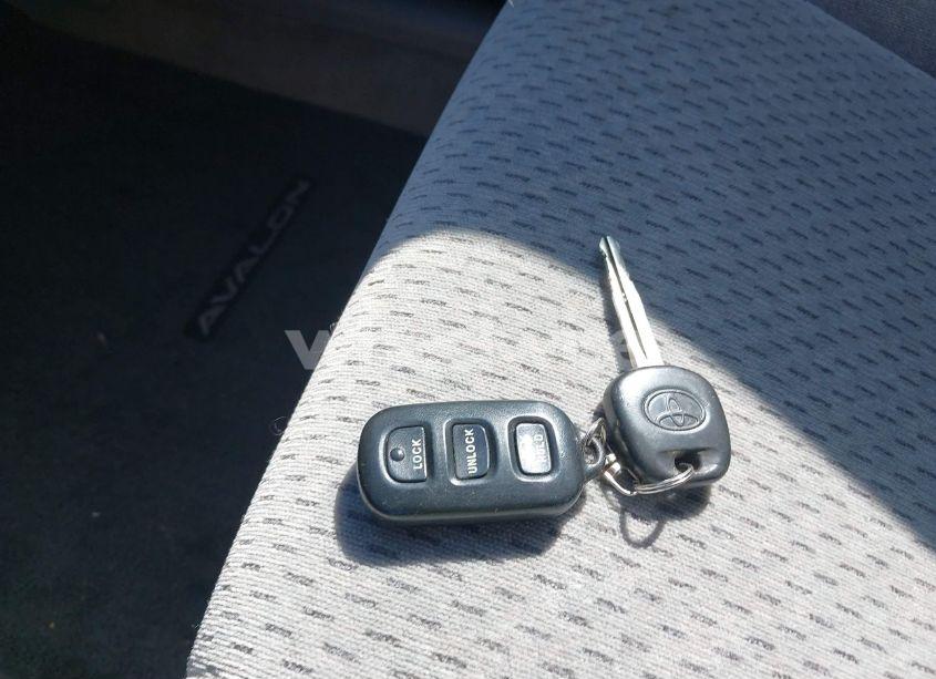 Photo 11 of 2004 Toyota Camry LE V6 (VIN 4T1BF32K24U574956)