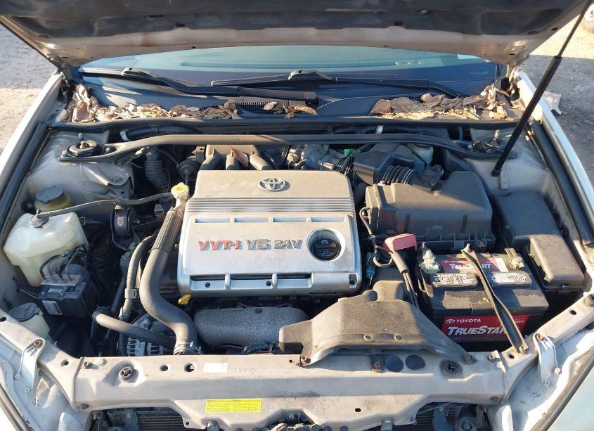 Photo 10 of 2004 Toyota Camry LE V6 (VIN 4T1BF32K24U589568)