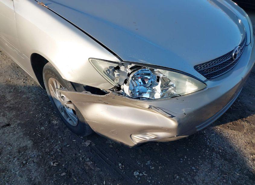 Photo 6 of 2004 Toyota Camry LE V6 (VIN 4T1BF32K24U589568)