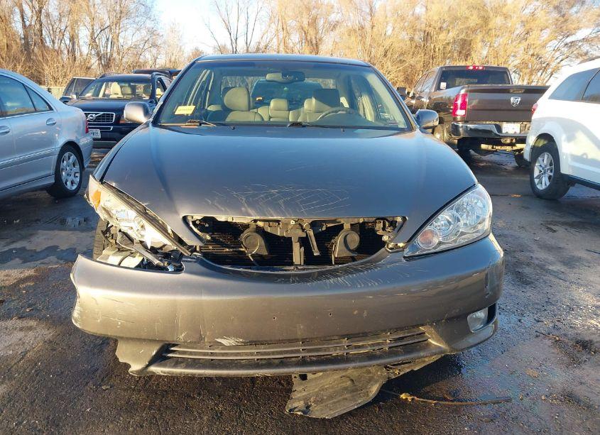 Photo 12 of 2005 Toyota Camry XLE V6 (VIN 4T1BF32K25U592097)