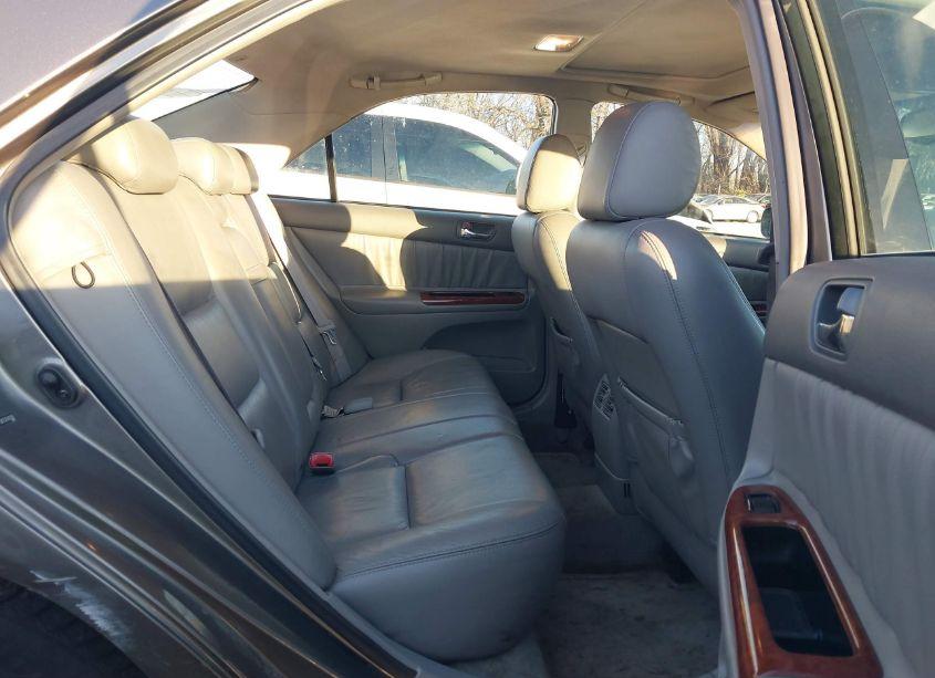 Photo 8 of 2005 Toyota Camry XLE V6 (VIN 4T1BF32K25U592097)