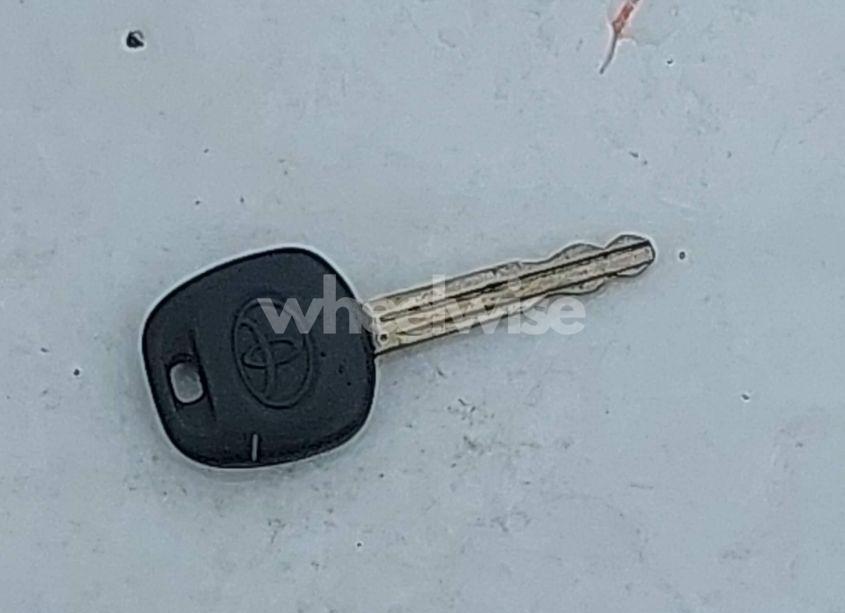 Photo 11 of 2005 Toyota Camry XLE V6 (VIN 4T1BF32K25U595176)