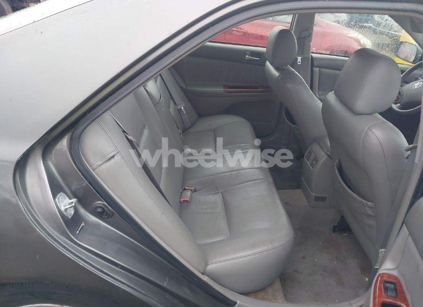 Photo 8 of 2005 Toyota Camry XLE V6 (VIN 4T1BF32K25U595176)