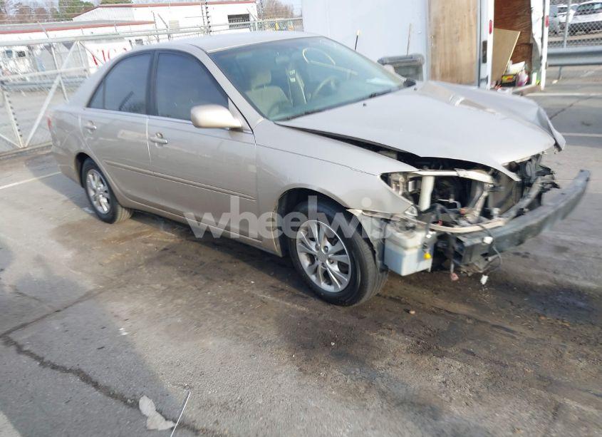 2005 Toyota Camry LE V6 (VIN 4T1BF32K25U603664) main photo