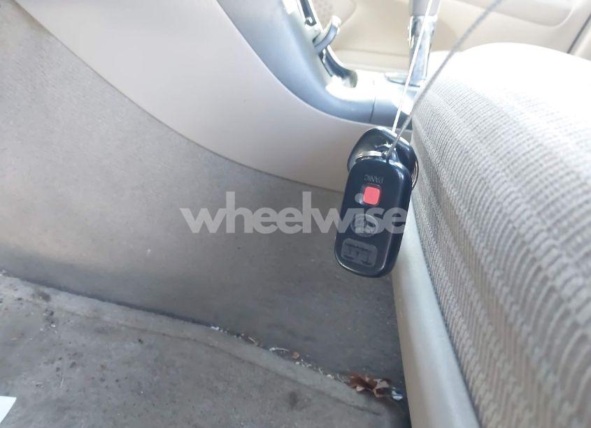 Photo 11 of 2005 Toyota Camry LE V6 (VIN 4T1BF32K25U612669)