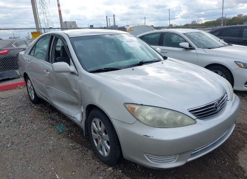 2006 Toyota Camry LE V6 (VIN 4T1BF32K26U629053) main photo