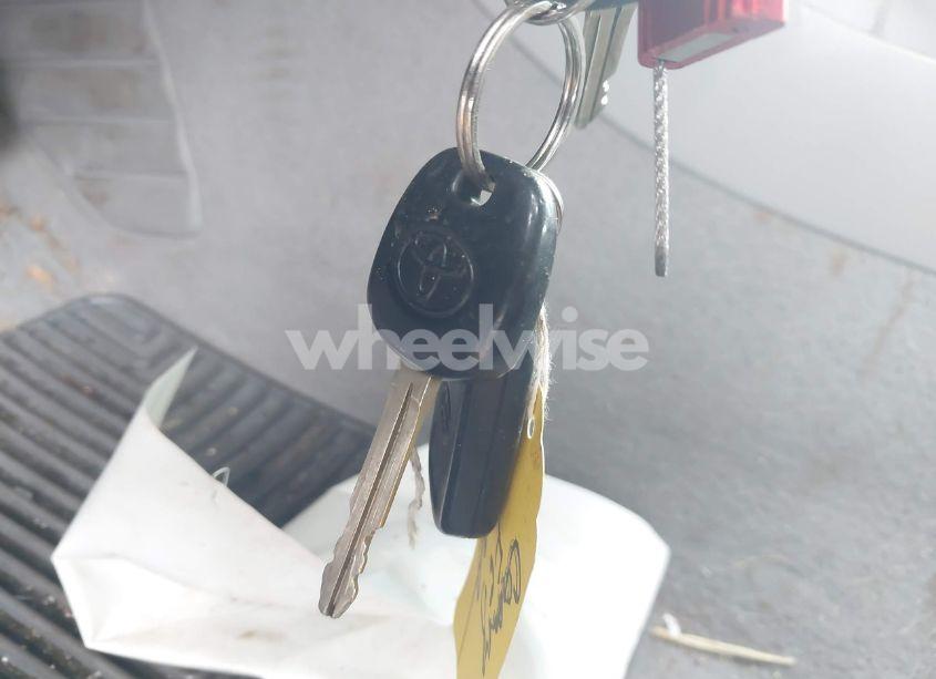 Photo 11 of 2002 Toyota Camry LE V6 (VIN 4T1BF32K32U503293)