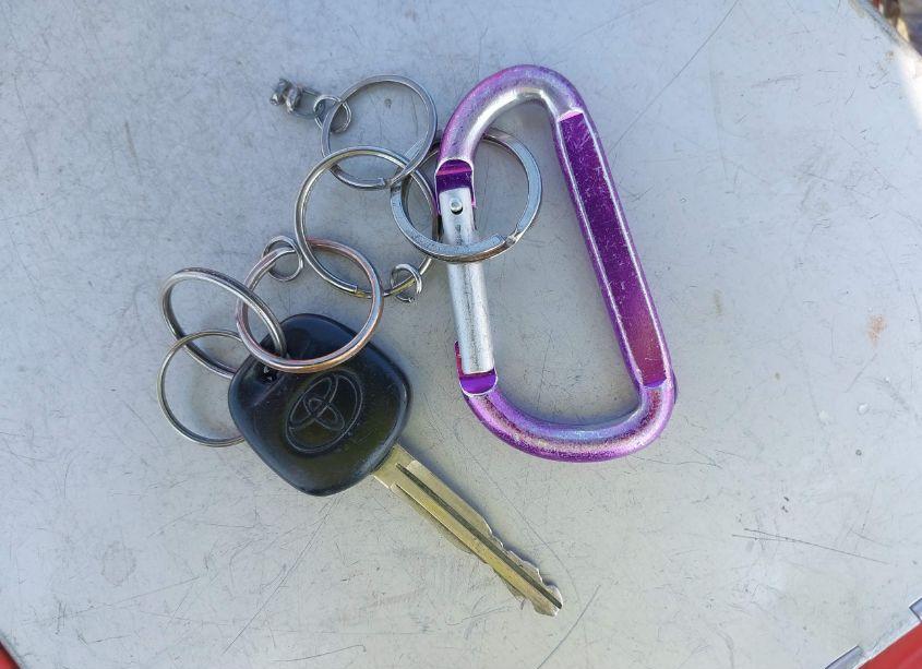 Photo 11 of 2003 Toyota Camry LE (VIN 4T1BF32K33U551295)