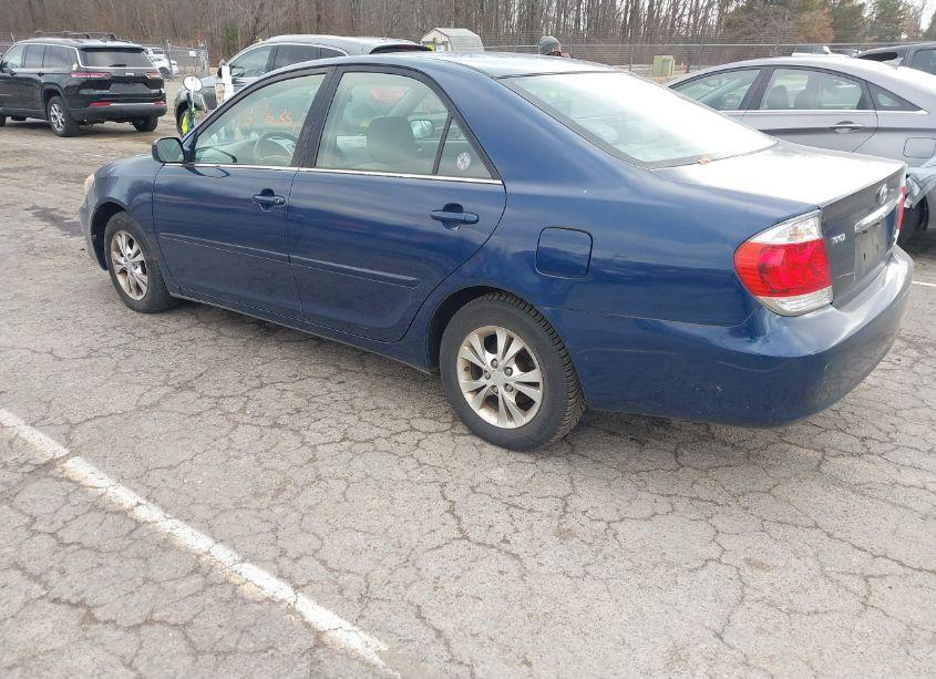 Photo 3 of 2005 Toyota Camry LE V6 (VIN 4T1BF32K35U098377)