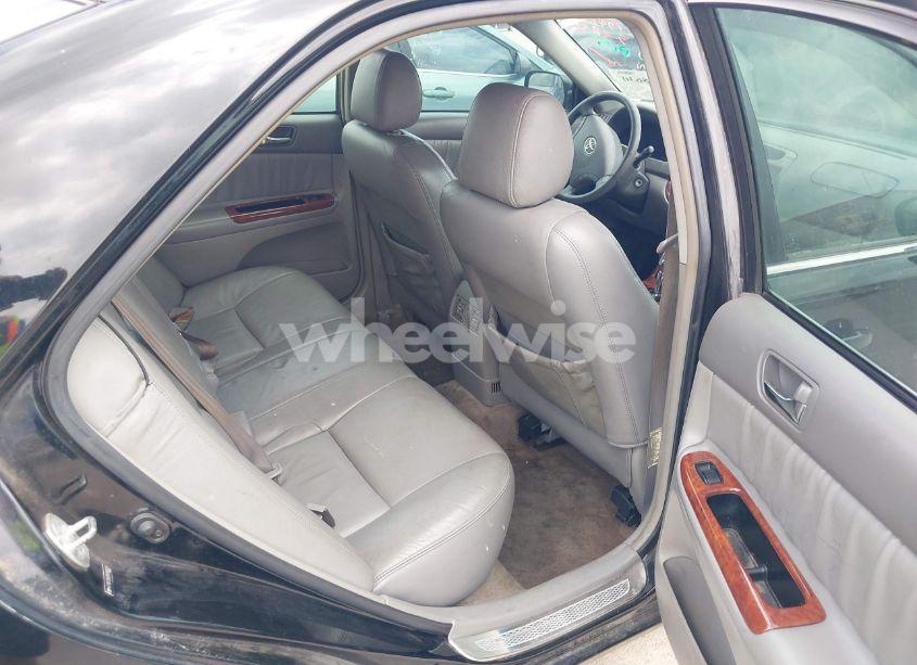 Photo 8 of 2005 Toyota Camry XLE V6 (VIN 4T1BF32K35U109233)