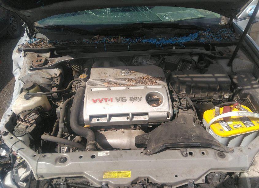 Photo 10 of 2005 Toyota Camry XLE V6 (VIN 4T1BF32K35U611580)