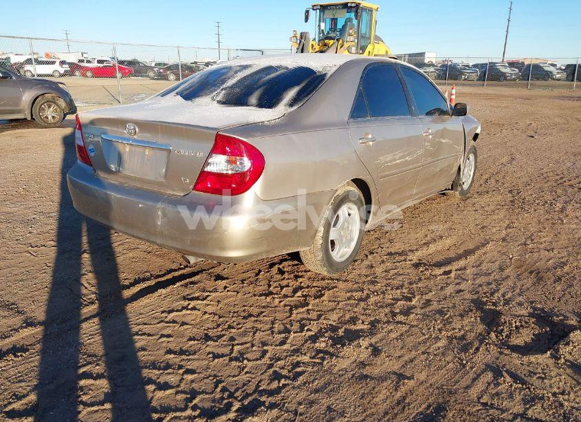 Photo 4 of 2003 Toyota Camry LE V6 (VIN 4T1BF32K43U044096)