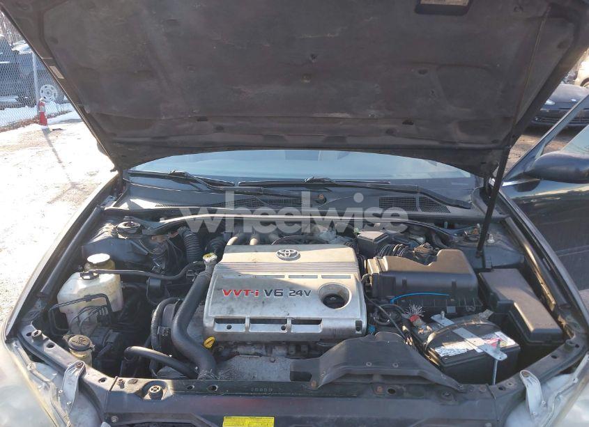 Photo 10 of 2003 Toyota Camry LE V6 (VIN 4T1BF32K43U049606)