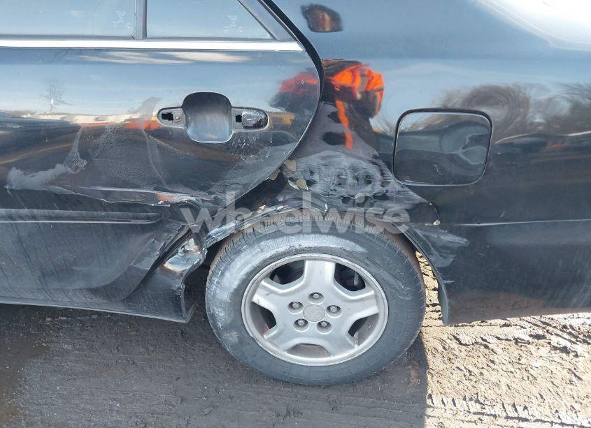 Photo 6 of 2003 Toyota Camry LE V6 (VIN 4T1BF32K43U049606)