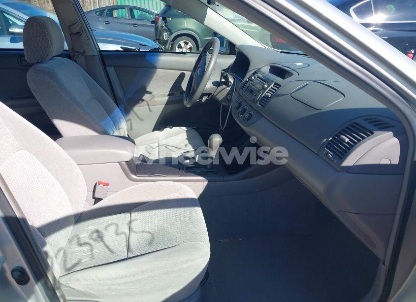 Photo 5 of 2003 Toyota Camry LE V6 (VIN 4T1BF32K43U558837)