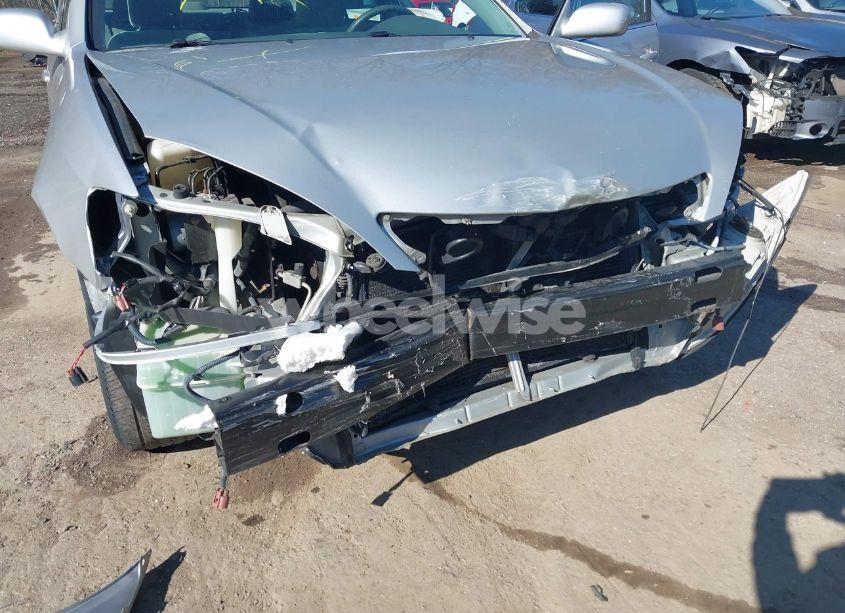 Photo 6 of 2003 Toyota Camry LE V6 (VIN 4T1BF32K43U558837)